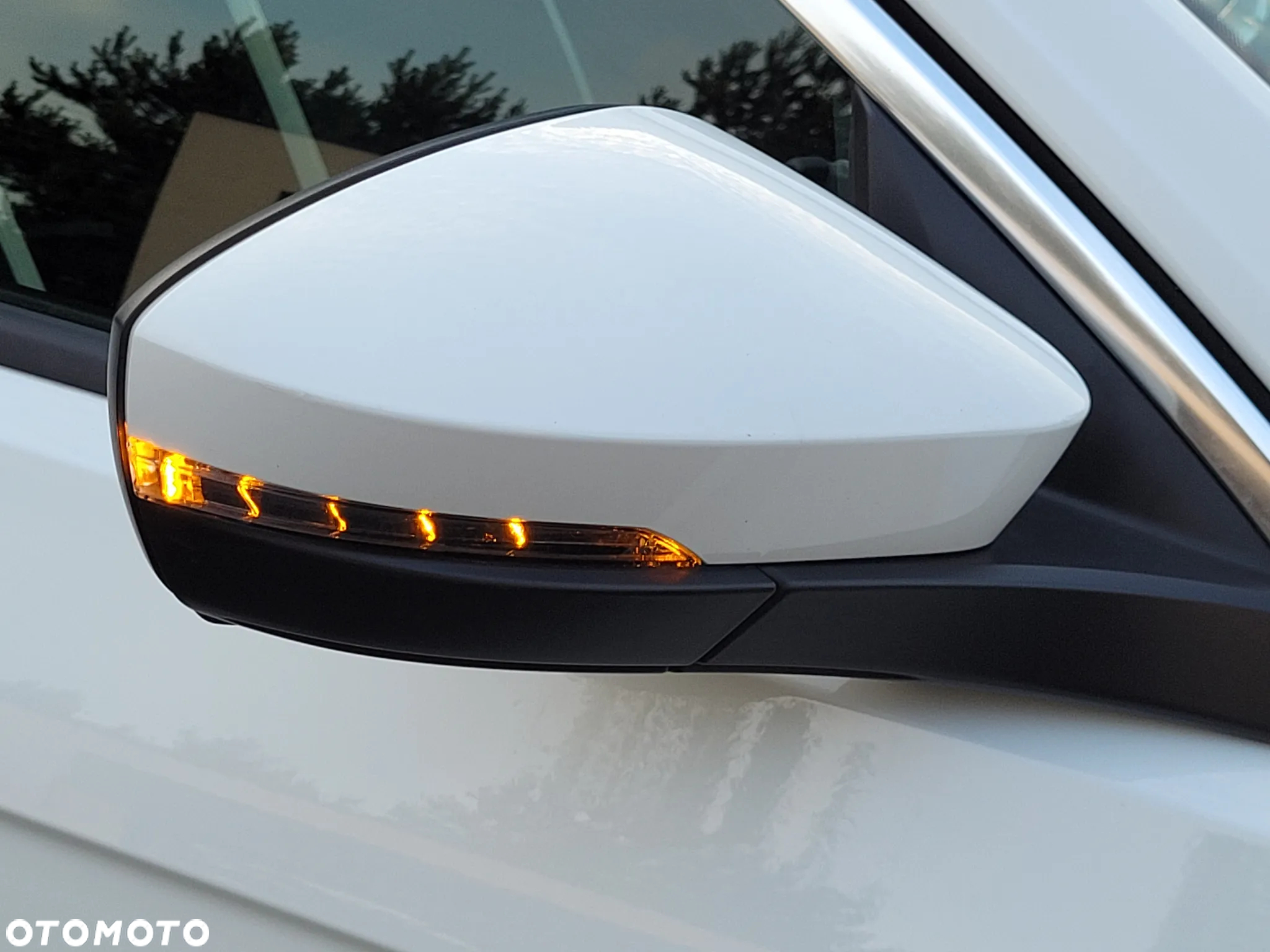 Volkswagen T-Roc - 31