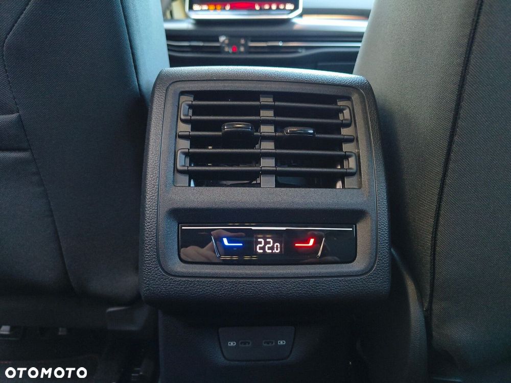 Volkswagen Golf 2.0 TSI GTI DSG - 11