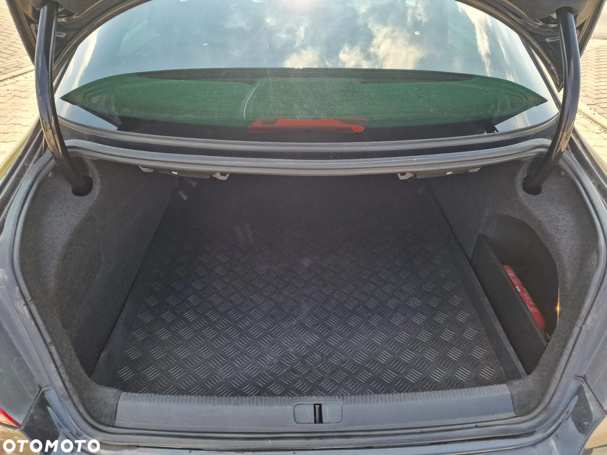 Volkswagen CC 2.0 TDI DPF BMT DSG - 23