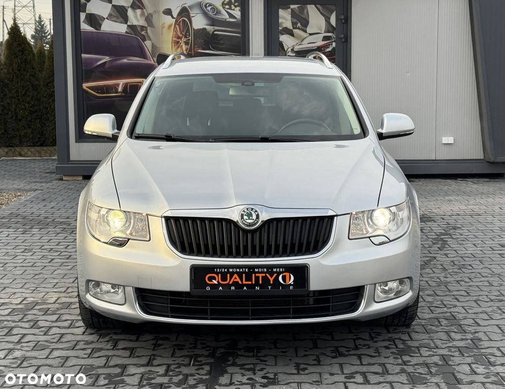Skoda Superb 3.6 V6 4x4 DSG Elegance - 3