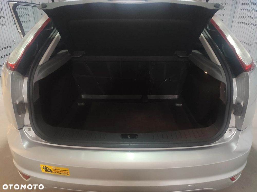 Ford Focus 1.6 Ambiente - 7