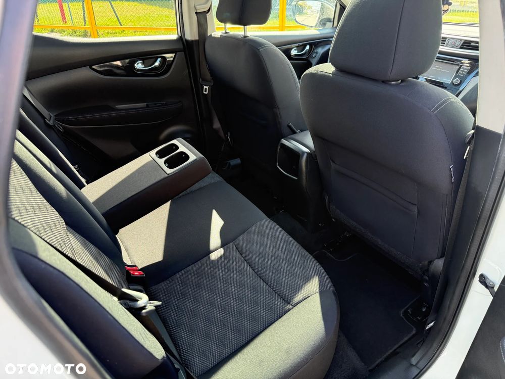 Nissan Qashqai - 11