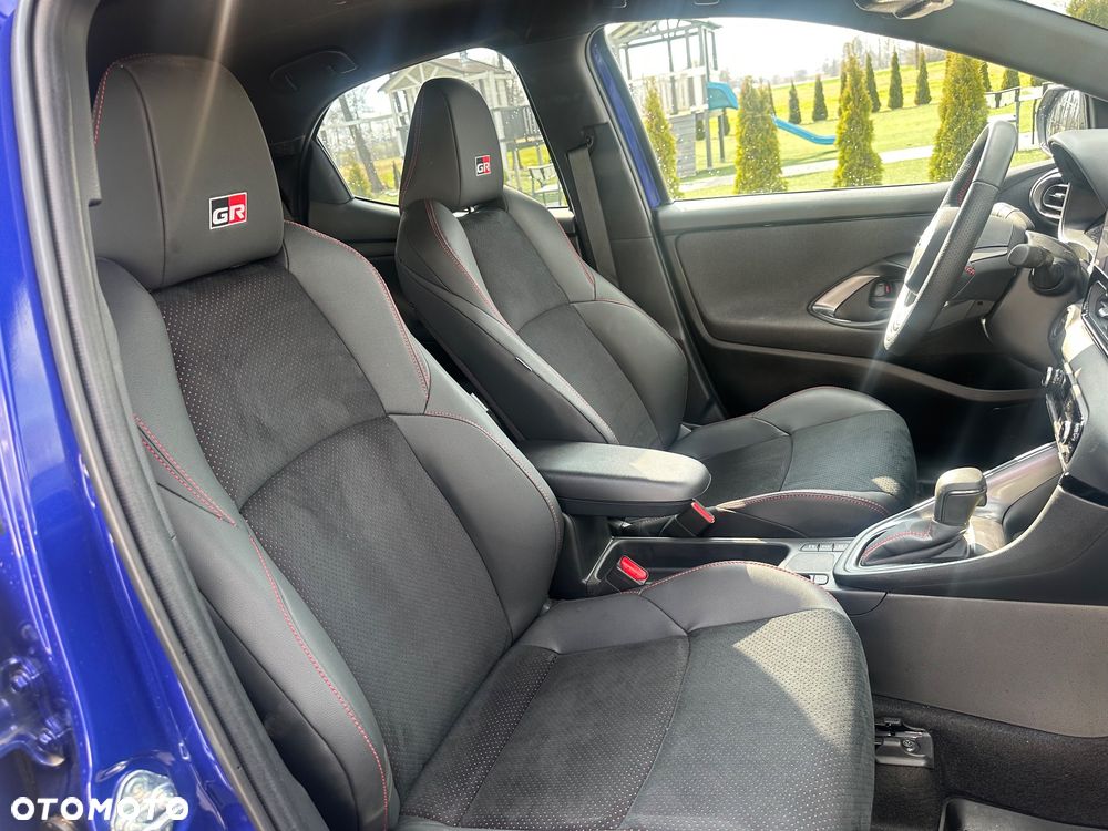 Toyota Yaris 130 1.5 VVT-i GR SPORT - 3