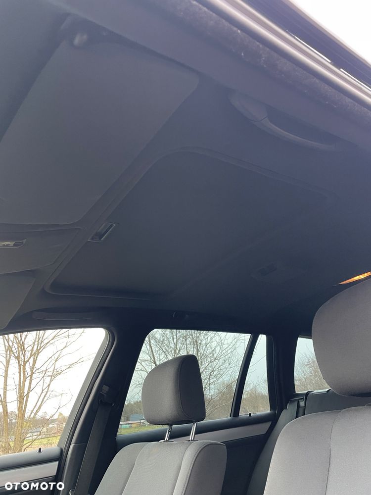 BMW Seria 3 318i - 14