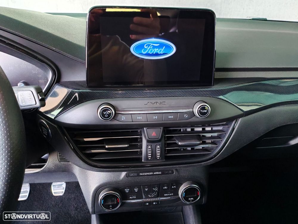 Ford Focus SW 1.5 TDCi EcoBlue ST-Line - 15