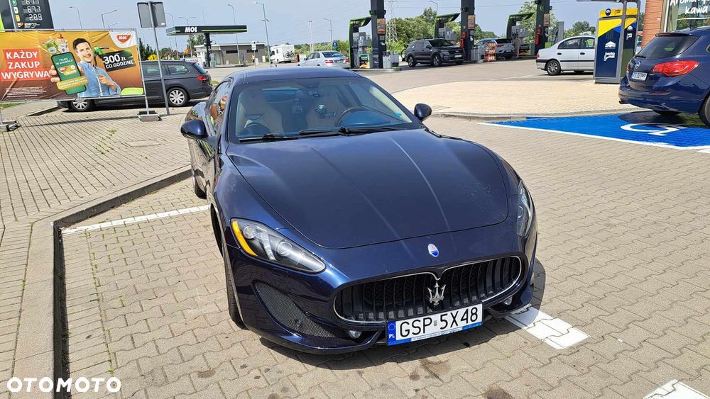 Bentley Flying Spur W12 - 2