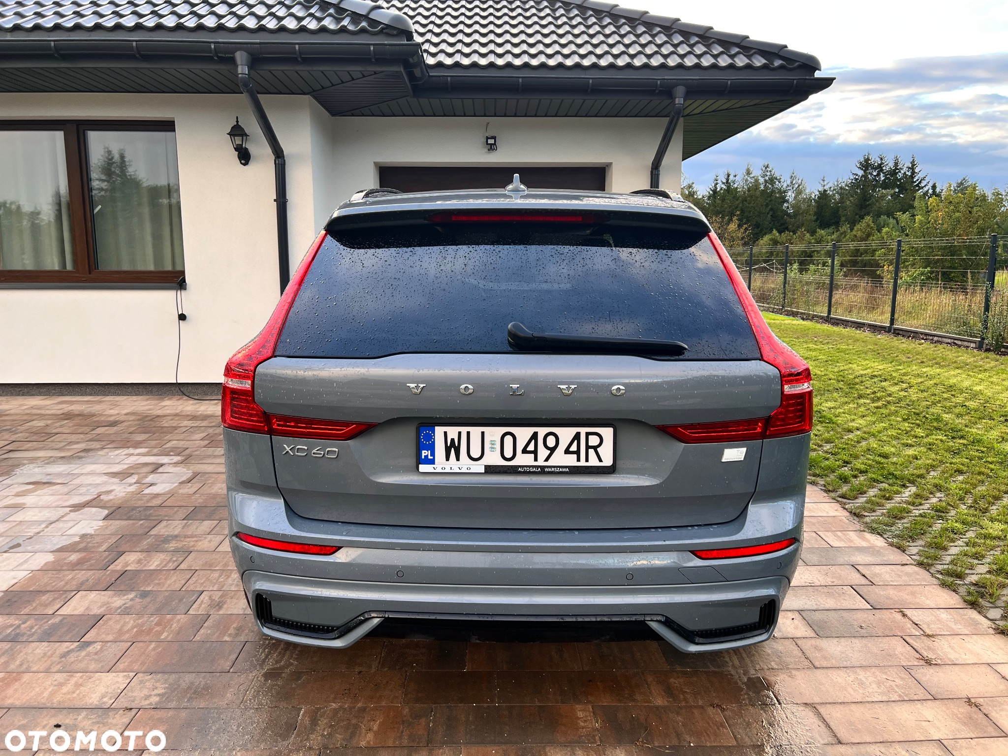 Volvo XC 60 T6 Plug-In Hybrid AWD R-Design - 6