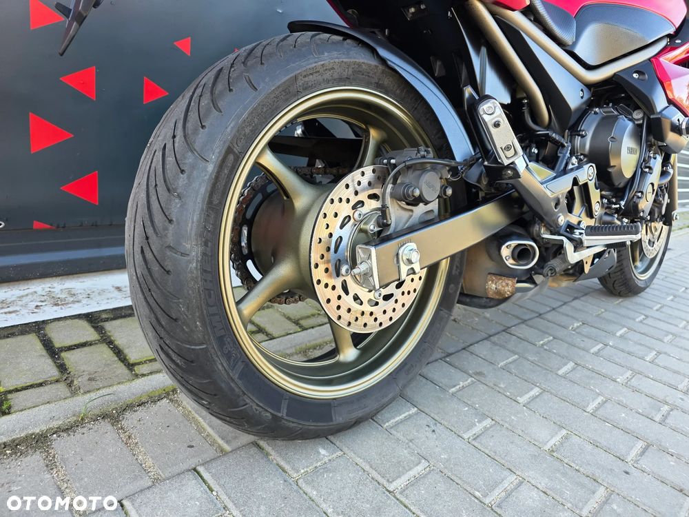 Yamaha XJ - 18