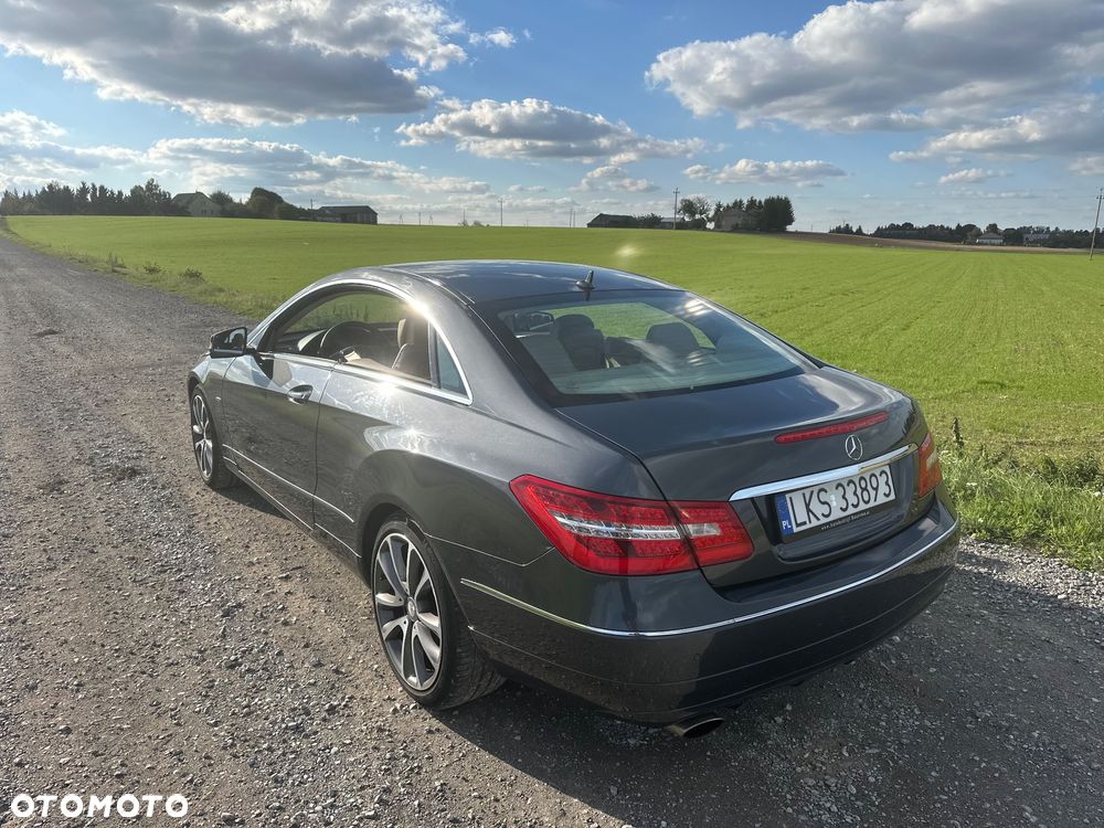Mercedes-Benz Klasa E - 37