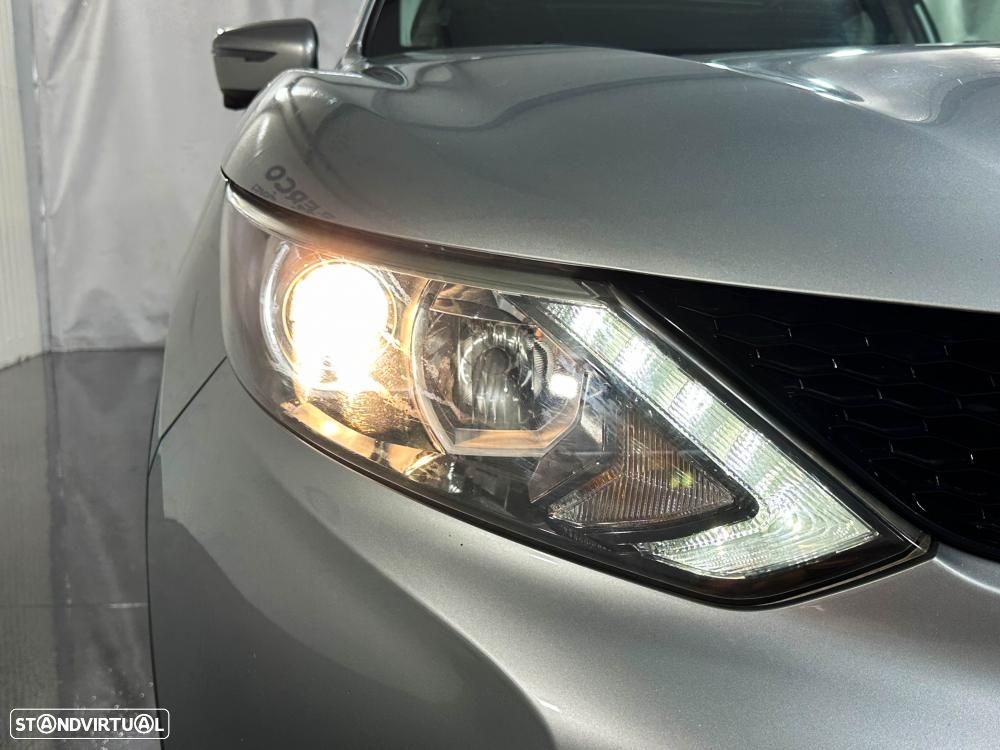 Nissan Qashqai 1.5 dCi N-Connecta Led - 12
