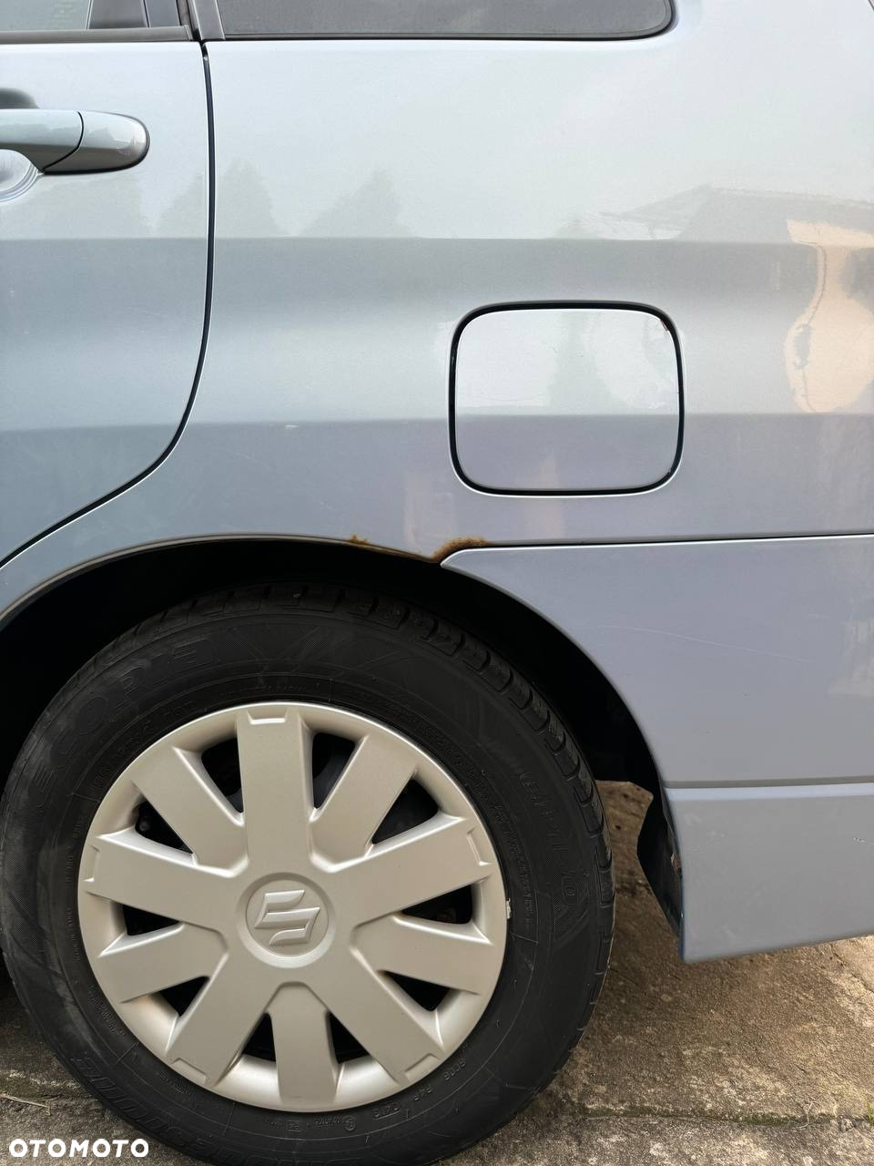 Suzuki Liana 1.6 - 15