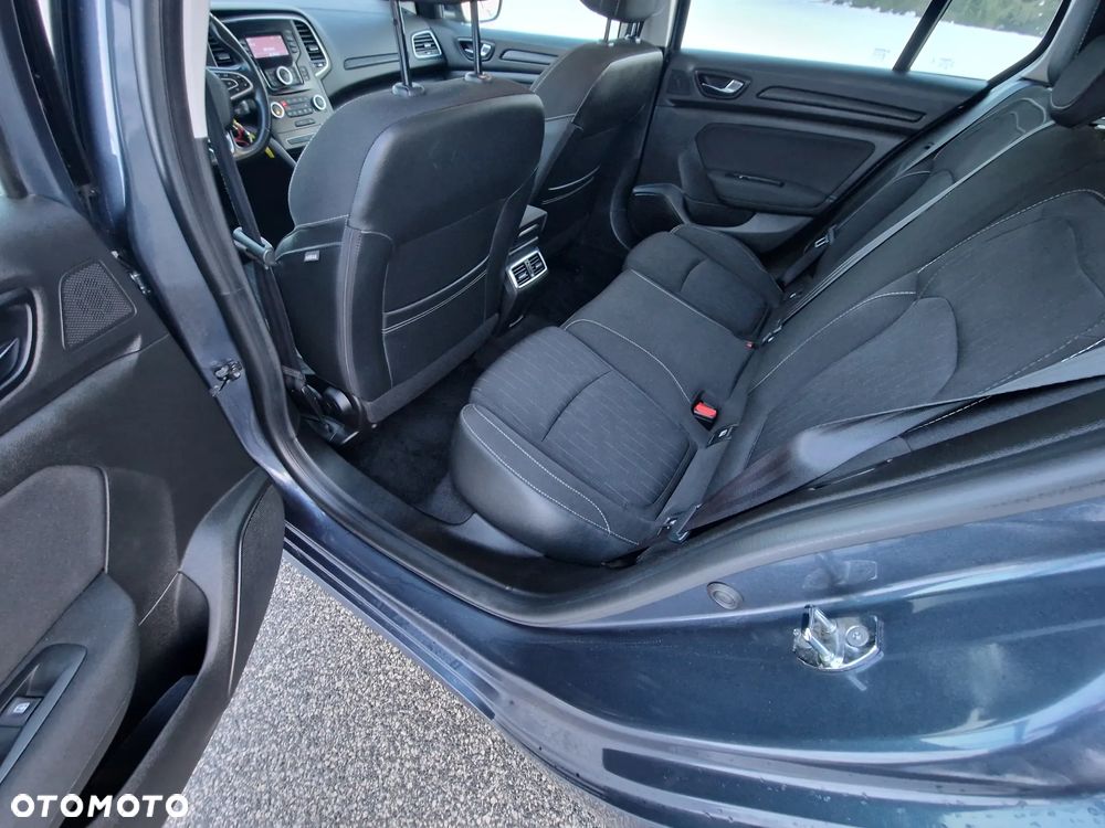 Renault Megane ENERGY TCe 100 LIMITED - 18