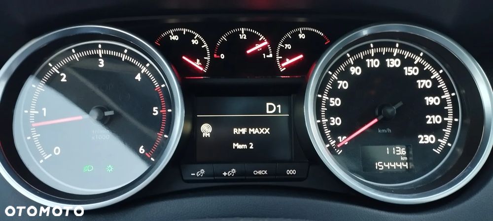 Peugeot 508 RXH BlueHDi 180 EAT6 Stop&Start - 32
