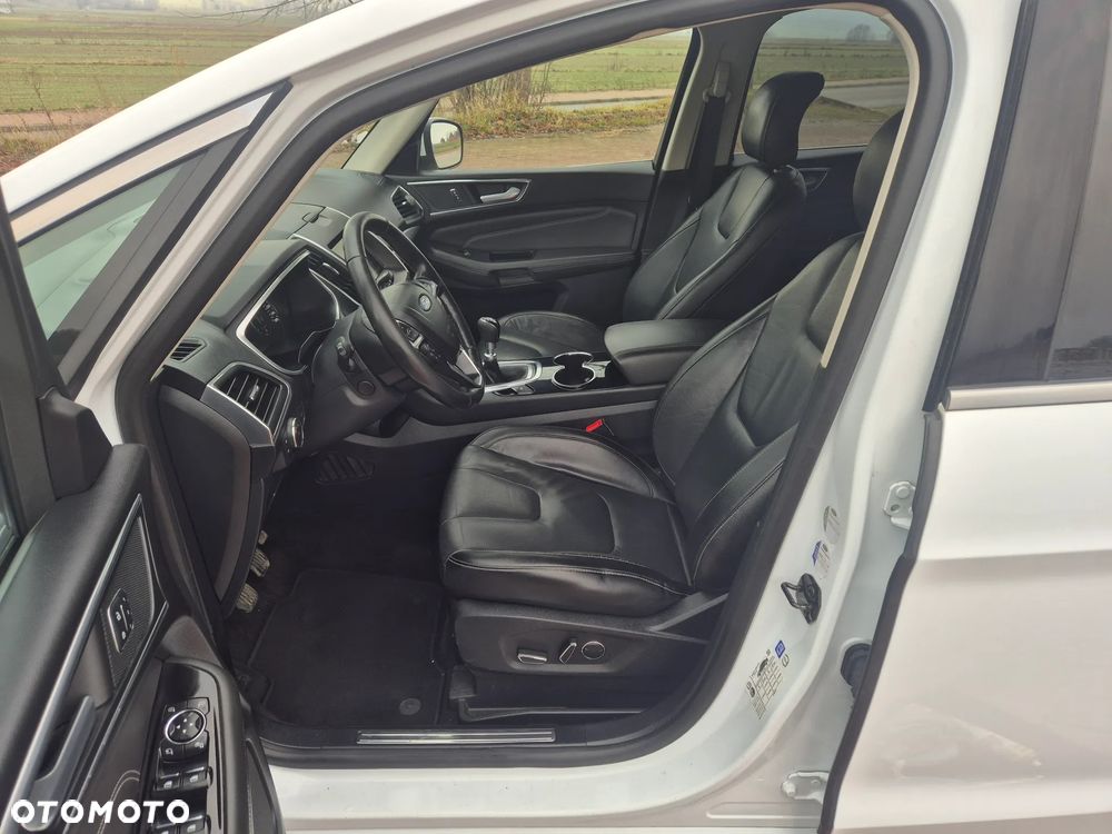 Ford S-Max 2.0 TDCi 4WD Titanium - 17