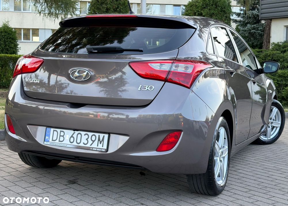 Hyundai i30 1.4 Fifa World Cup Edition - 25