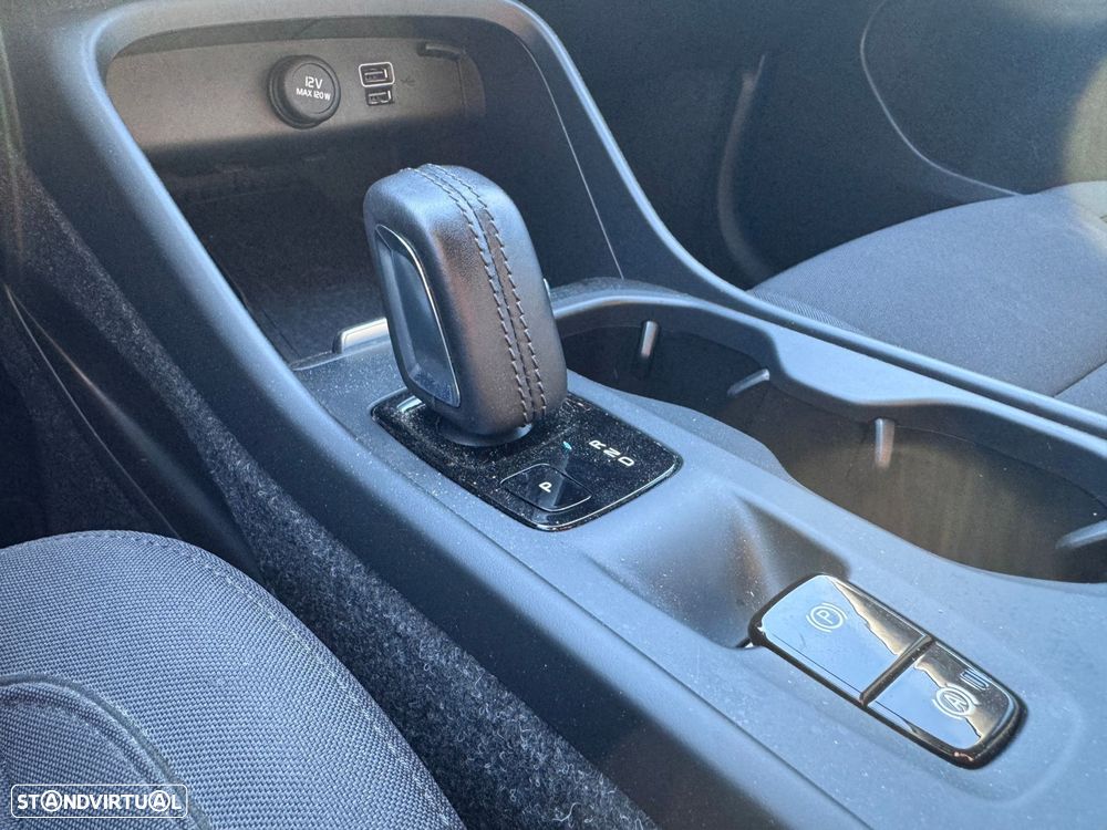 Volvo XC 40 T3 Geartronic Momentum Pro - 13