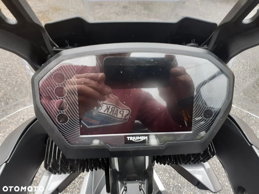 Triumph Tiger - 4