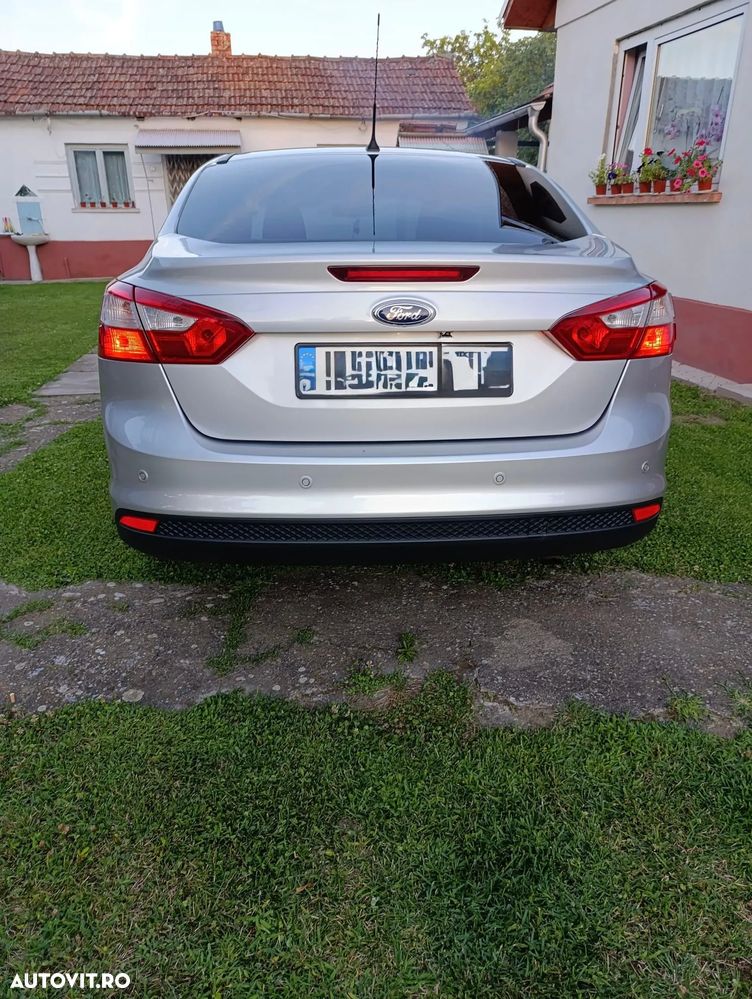 Ford Focus - 4