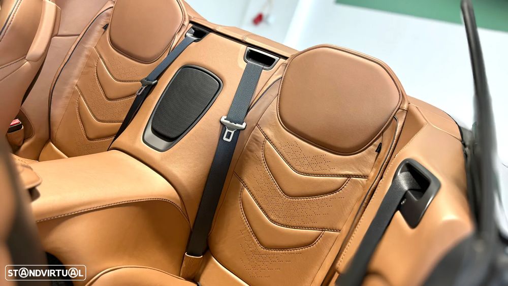 Aston Martin DBS Volante Superleggera - 28