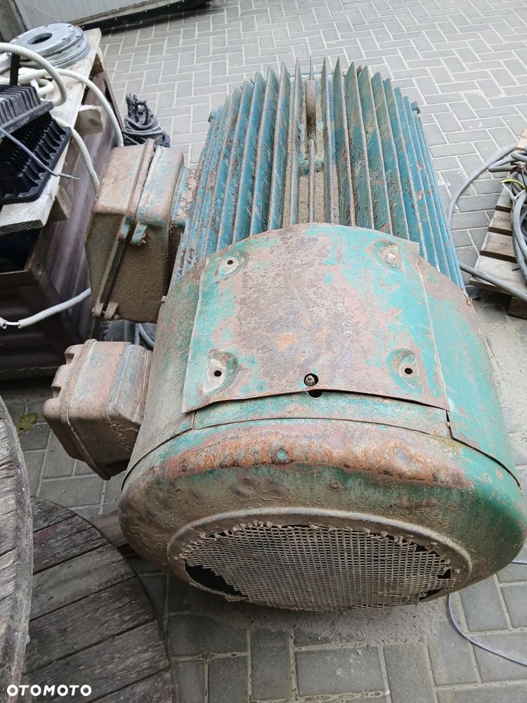 Silnik elektryczny 110 kW 980 obr/min - 2
