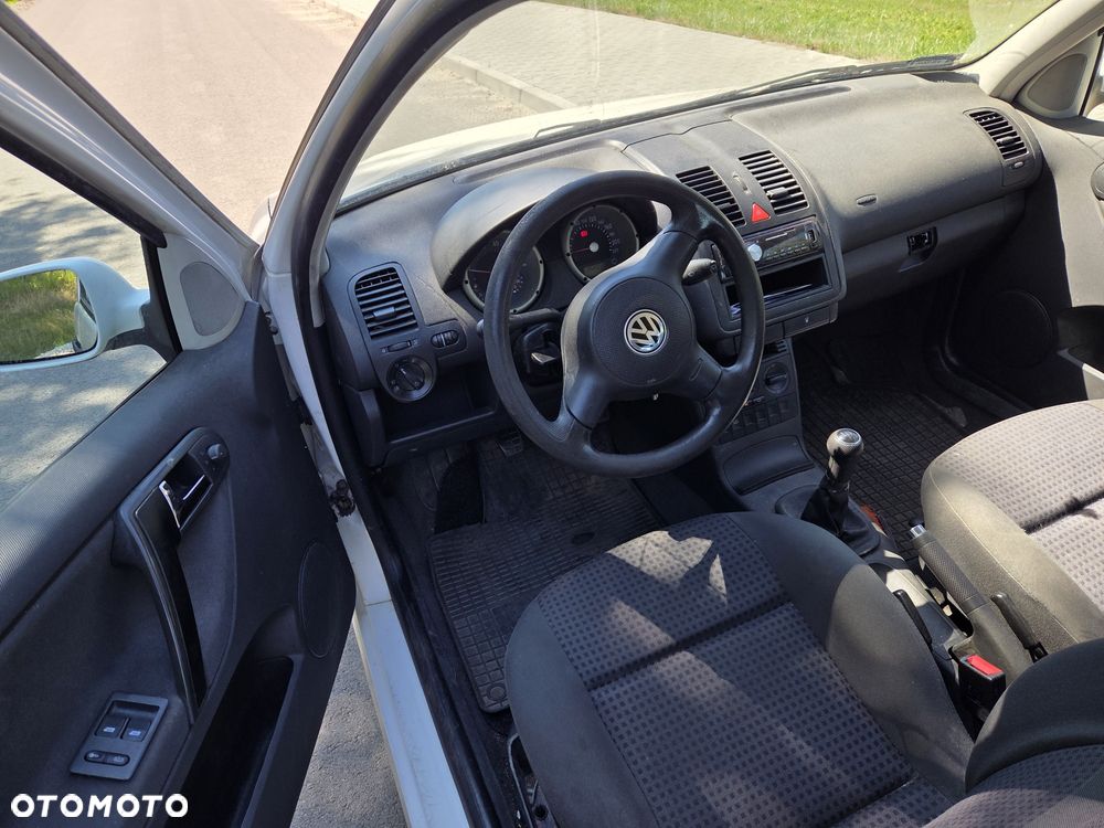 Volkswagen Polo - 5