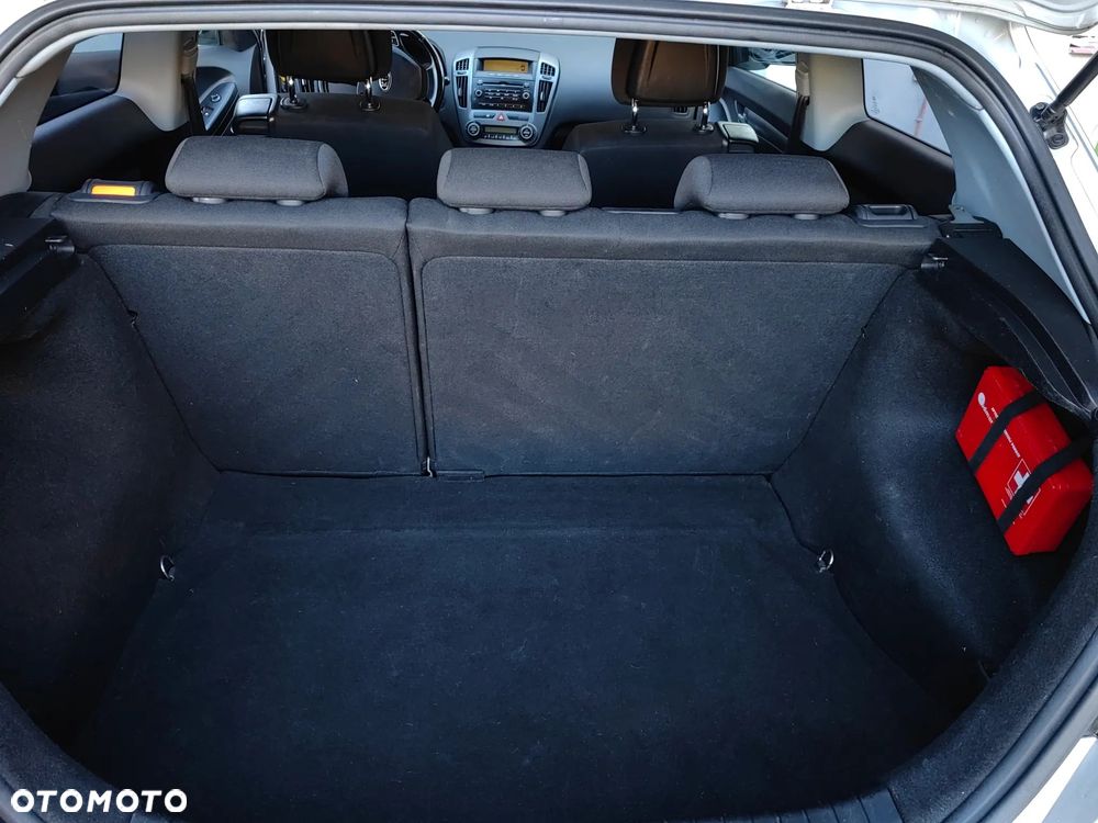 Kia ProCeed 1.6 Crdi Comfort - 19