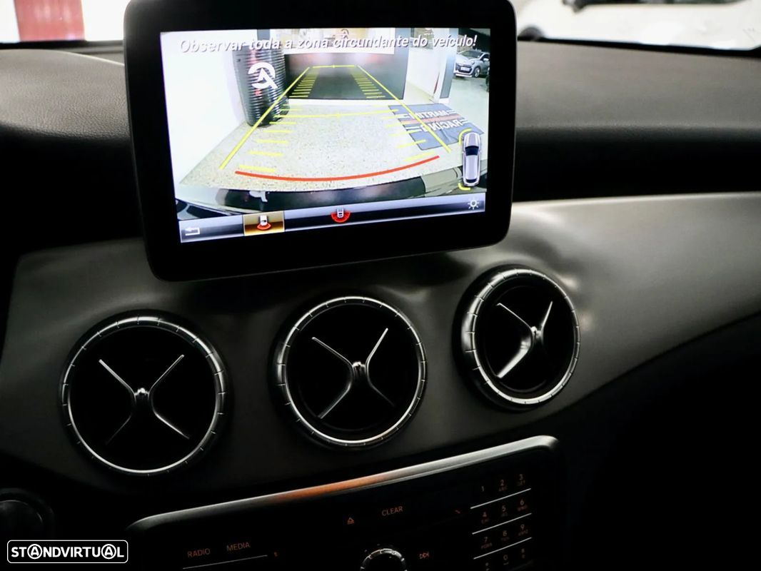 Mercedes-Benz CLA 180 d Shooting Brake AMG Line Aut. - 21
