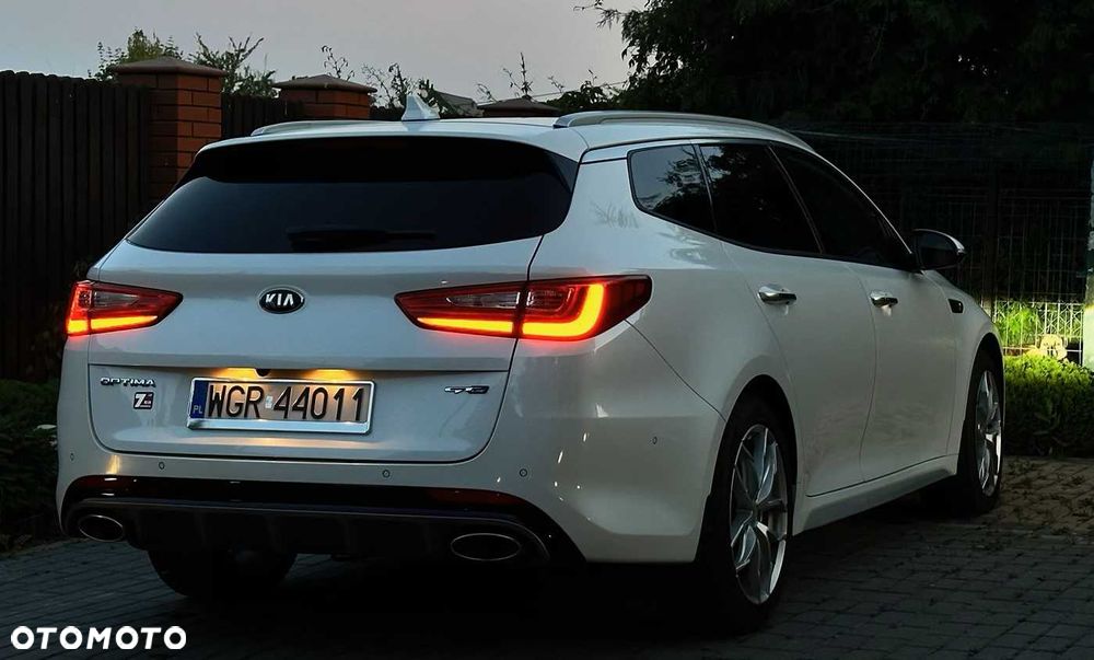 Kia Optima - 5