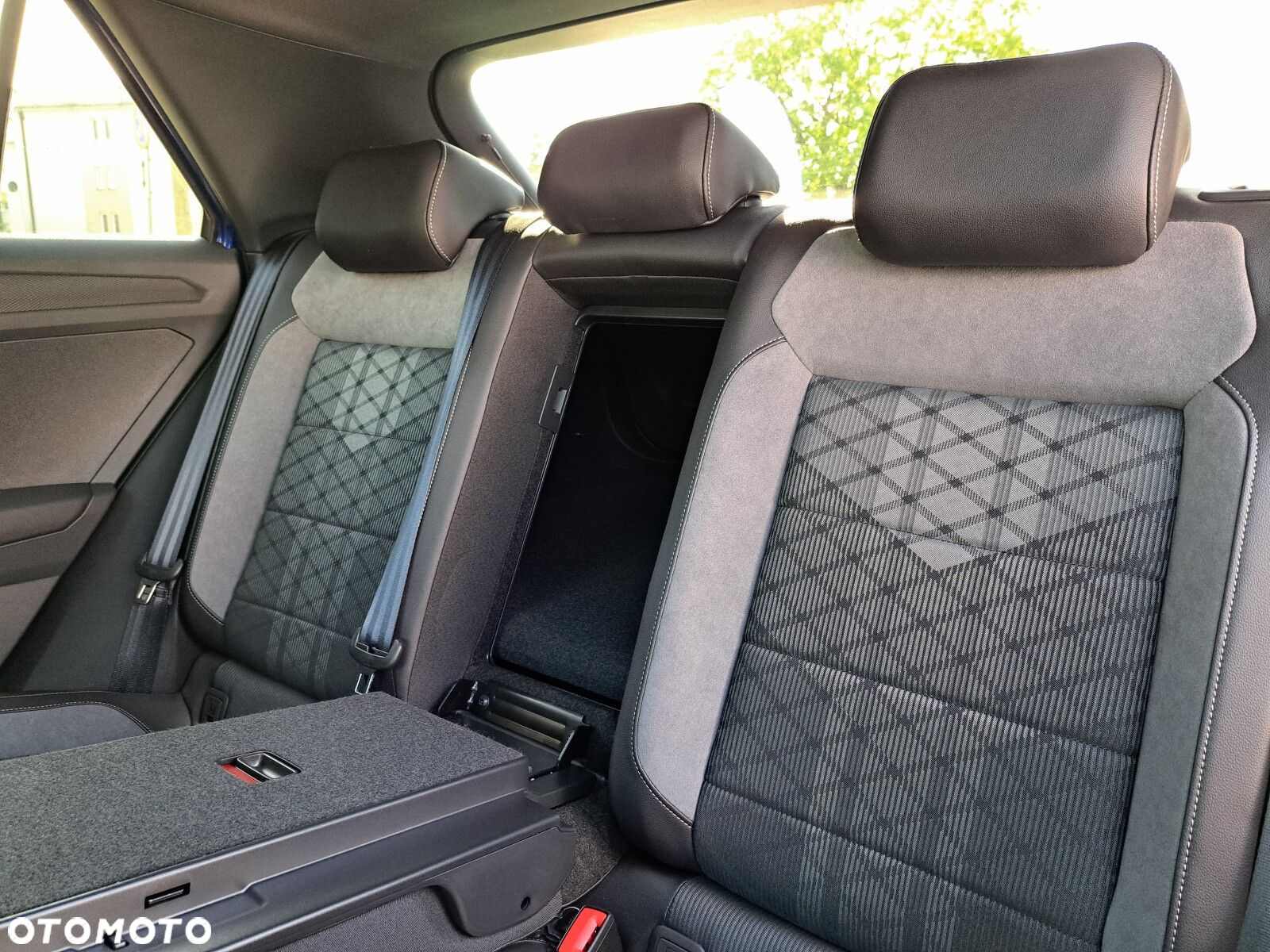 Volkswagen T-Roc 2.0 TSI 4Motion R-Line Plus DSG - 35