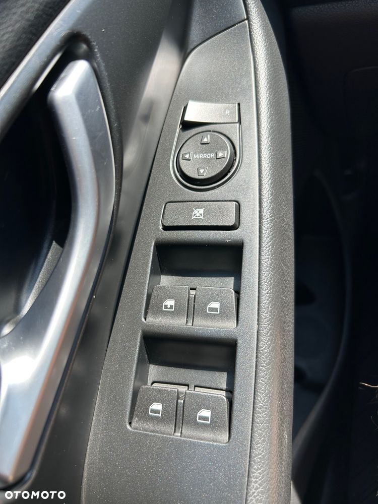 Hyundai i30 1.5 DPI Classic + - 11