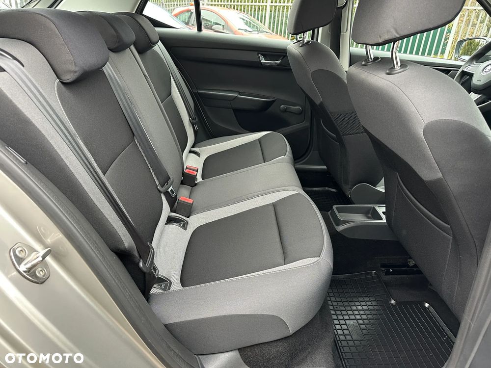 Skoda Fabia 1.0 Ambition - 8