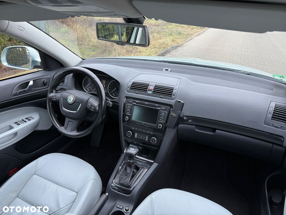 Skoda Octavia 2.0 TDI DPF L&K DSG - 14