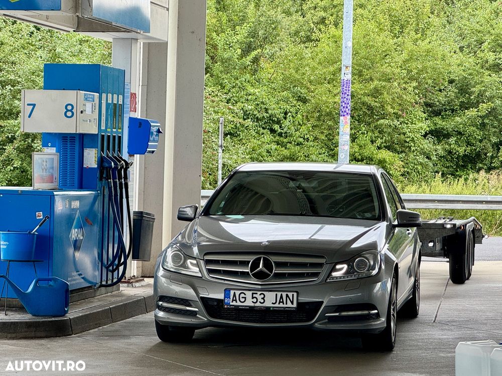 Mercedes-Benz C - 11