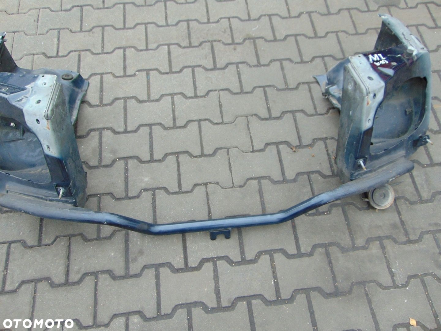 MERCEDES ML 163 OKULAR PAS WZMOCNIENIE BELKA PRZÓD W163 - 3