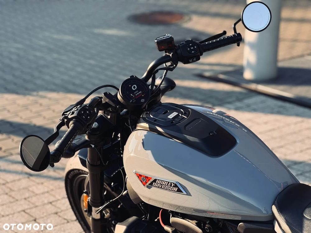 Harley-Davidson Sportster - 21