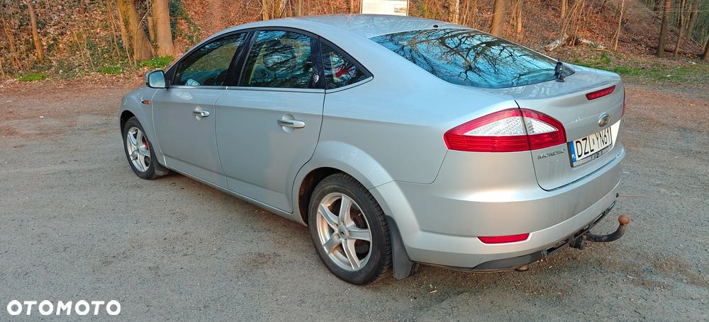 Ford Mondeo 2.0 TDCi Ghia - 2