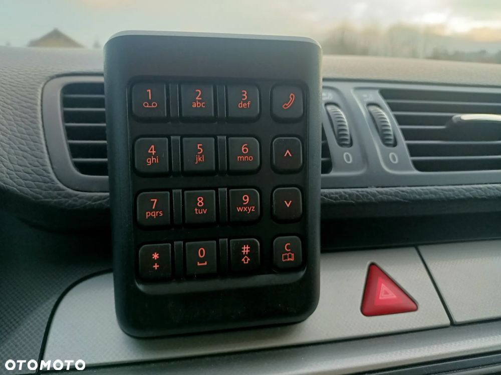 Volkswagen Passat Variant 2.0 TDI DPF Comfortline - 16