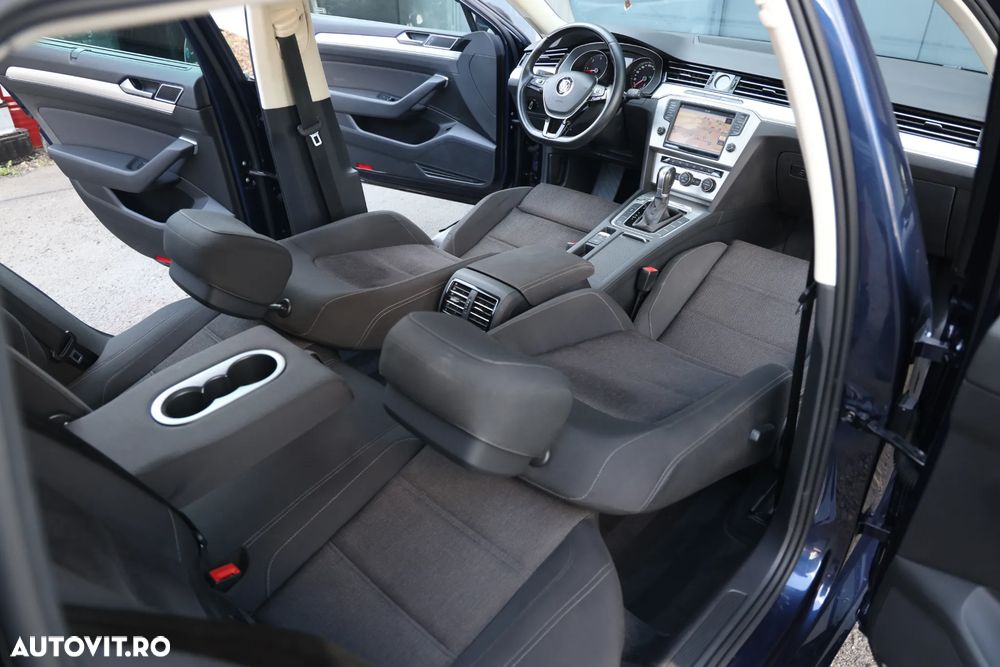 Volkswagen Passat 2.0 TDI DSG (BlueMotion Technology) Highline - 10