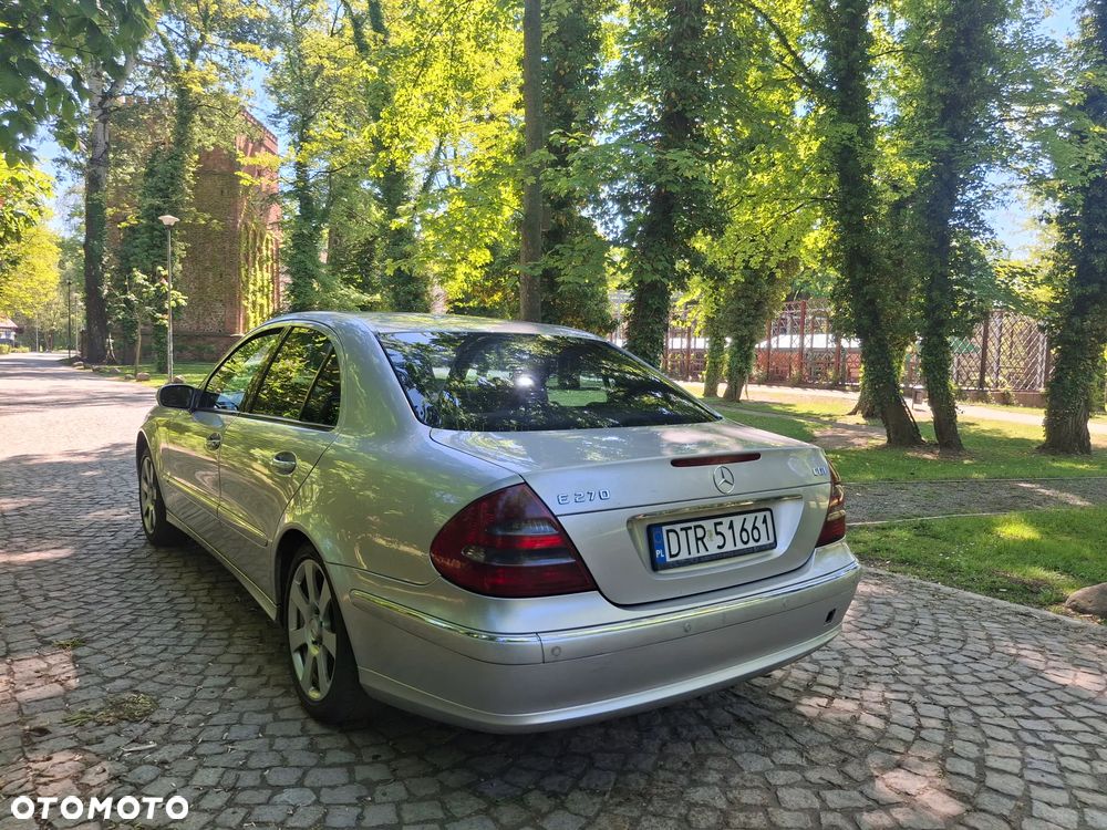 Mercedes-Benz Klasa E - 4