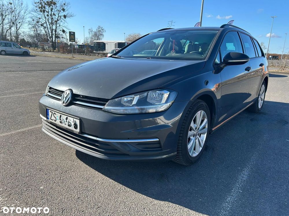 Volkswagen Golf - 4