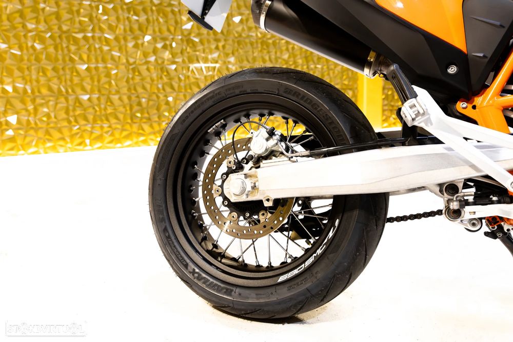 KTM 690 SMC R - 8