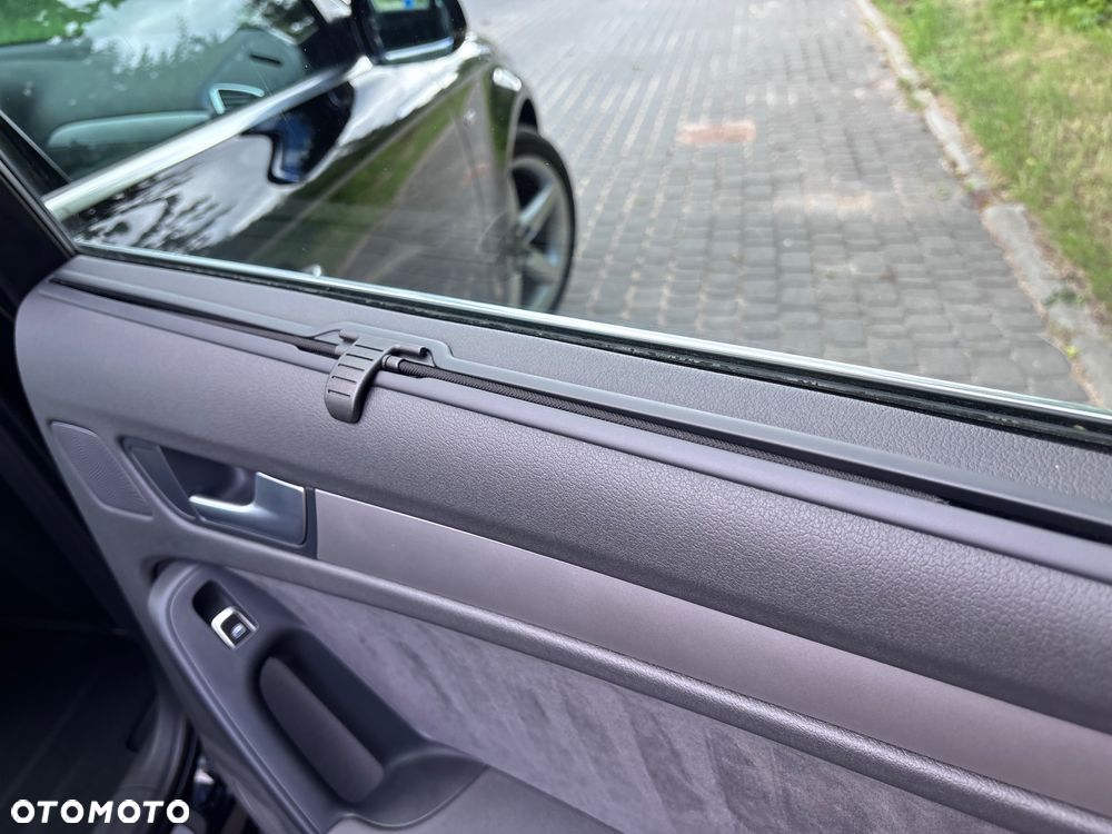 Audi A4 Avant 2.0 TDI DPF clean diesel S line Sportpaket - 12