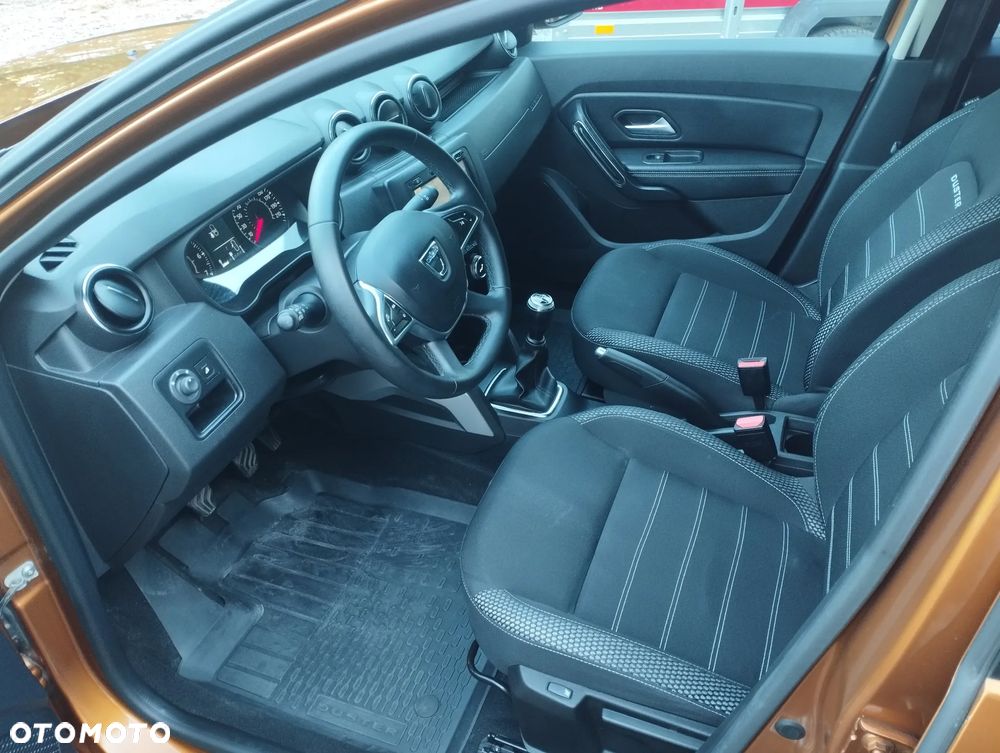 Dacia Duster 1.6 SCe Prestige - 5