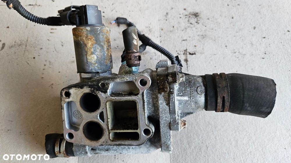 Opel Astra H Zafira B 1.6 16V zawór EGR obudowa termostatu - 4