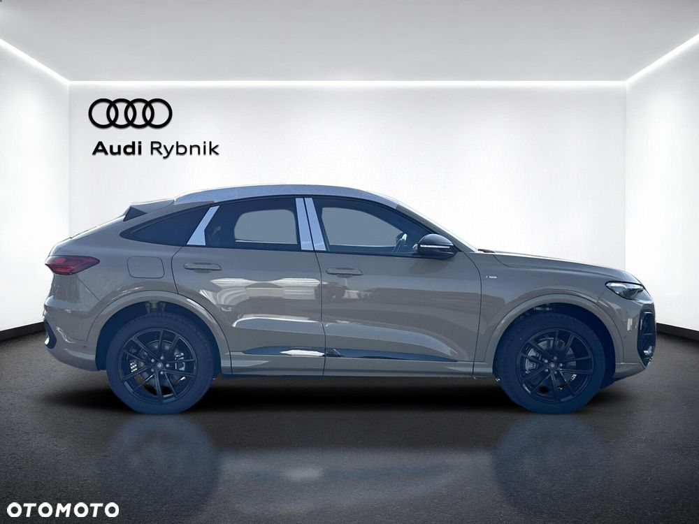 Audi Q5 Sportback - 6