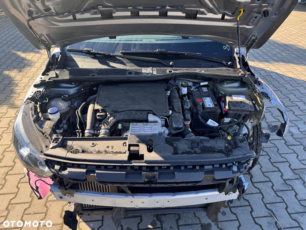 Peugeot 208 PureTech 100 Active - 21