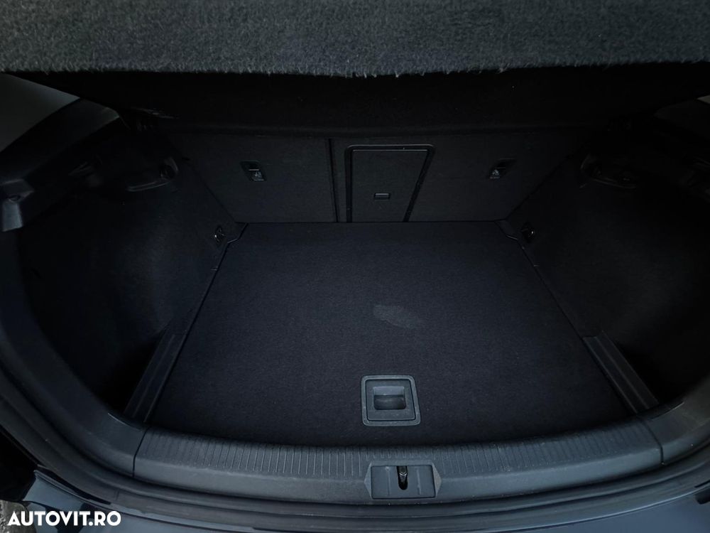 Volkswagen Golf 2.0 TDI (BlueMotion Technology) DSG Comfortline - 21