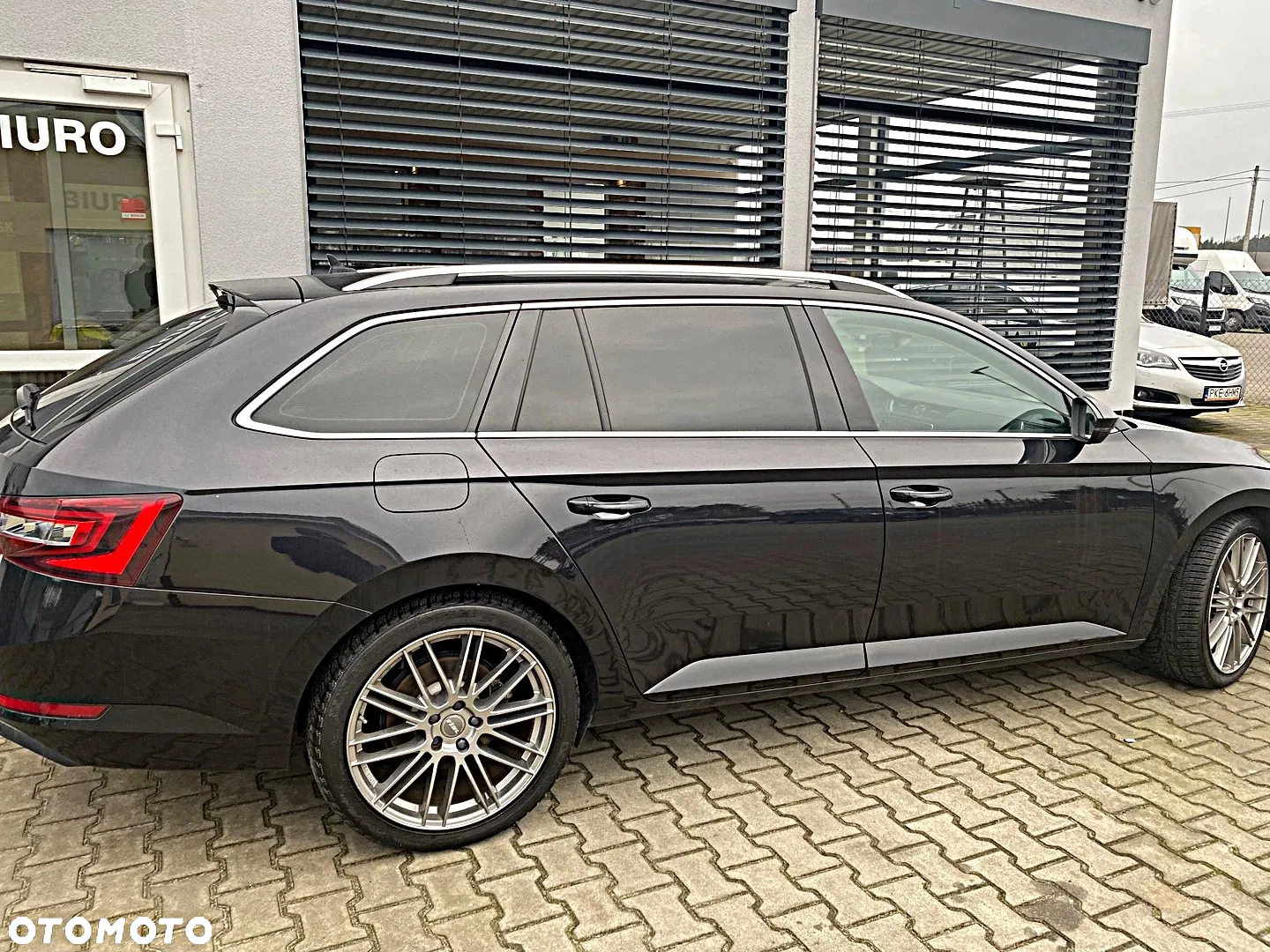 Skoda Superb Combi 2.0 TDI 4x4 DSG L&K - 14