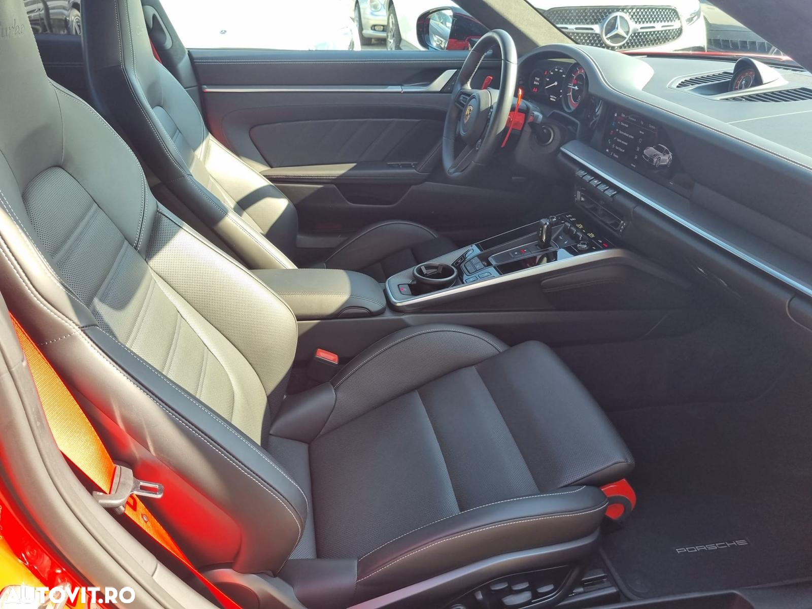 Porsche 911-TURBO-S - 16