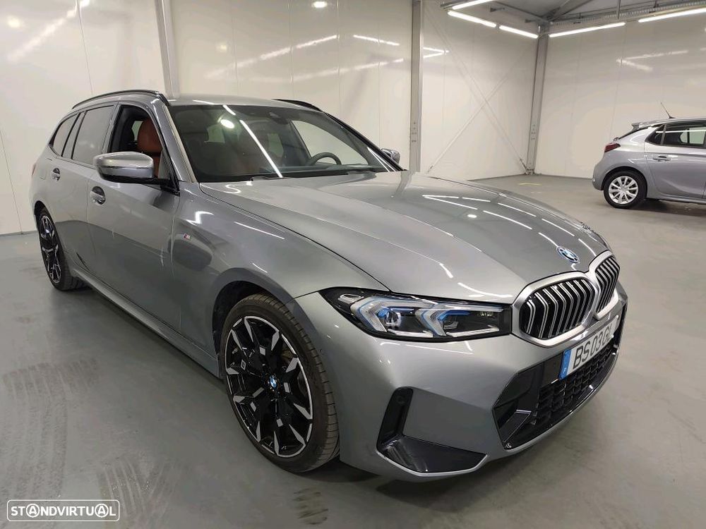 BMW 330 e Edição Desportiva M Auto - 1